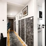Charming Studio With Kitchen - Old Town, Main Station